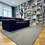 Alexander Library Appartement Košice